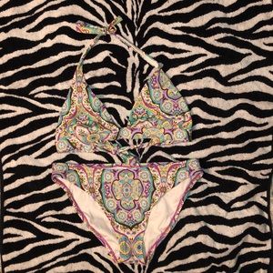 👙Victoria’s Secret Paisley Bikini